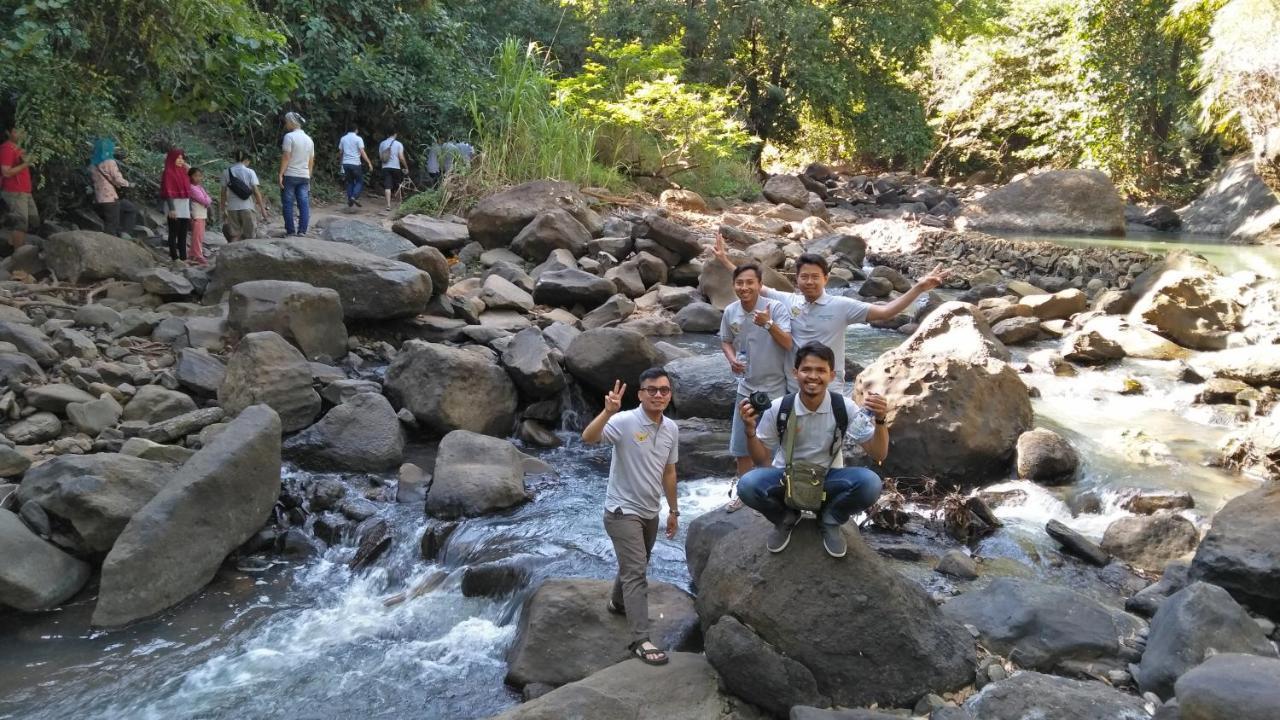 Penginapan Bukit Soca Villa Cilowa Exterior foto